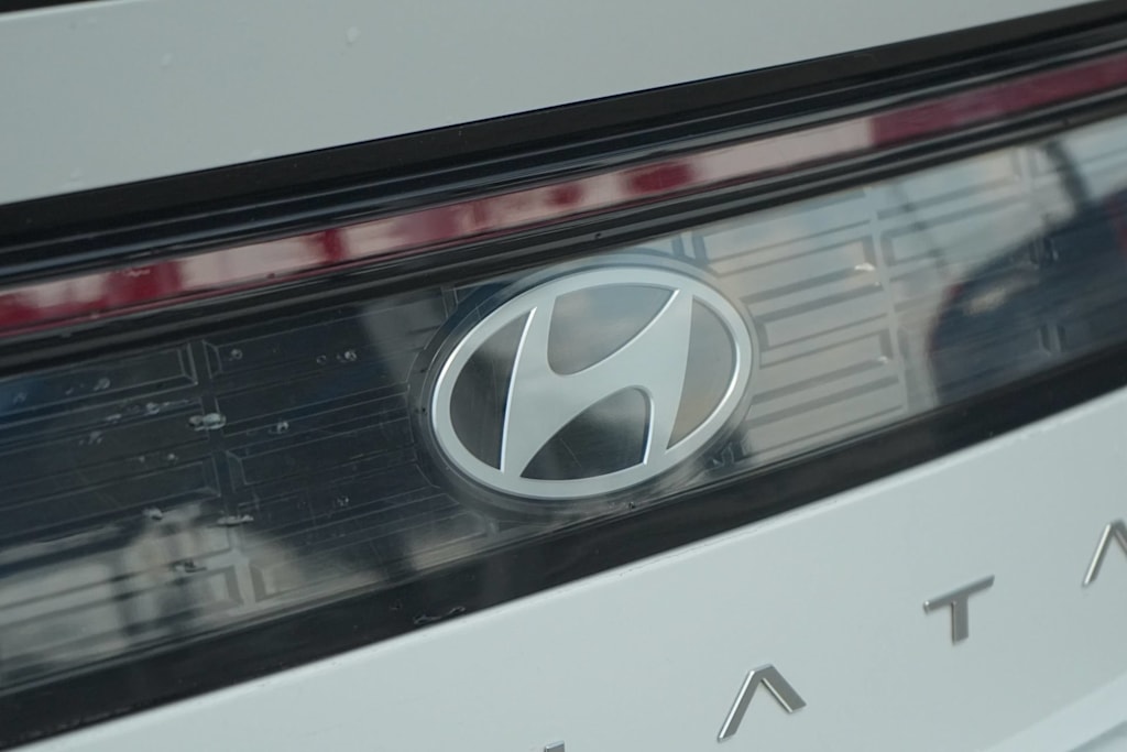 Thumbnail: 2025 Hyundai Sonata - 18