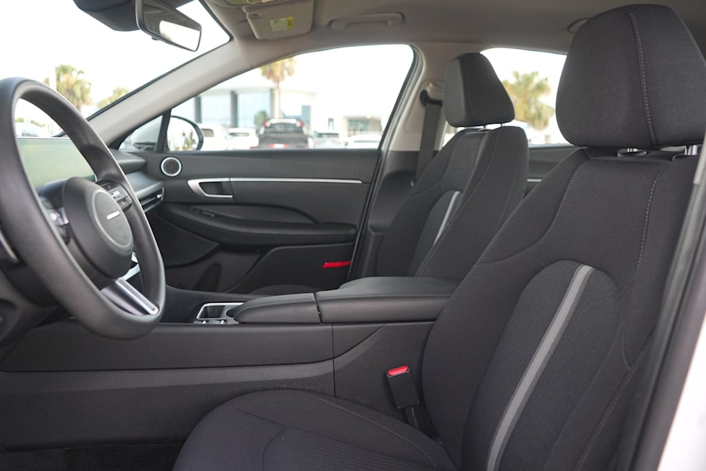 Thumbnail: 2025 Hyundai Sonata - 9