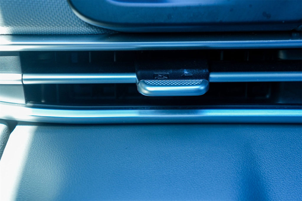 Thumbnail: 2025 Hyundai Elantra - 29