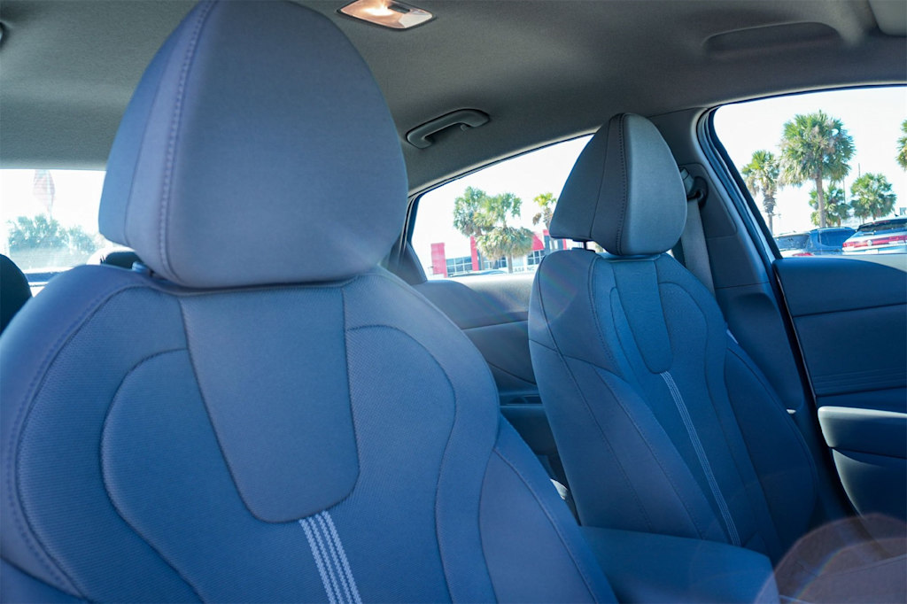 Thumbnail: 2025 Hyundai Elantra - 11