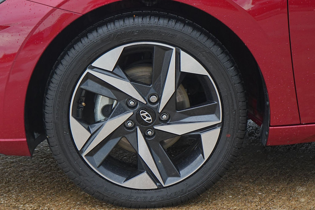 Thumbnail: 2023 Hyundai Elantra - 8