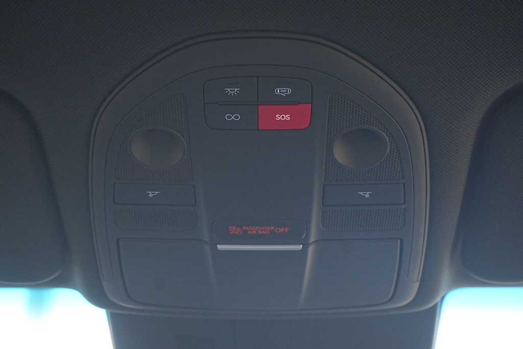 Thumbnail: 2024 Genesis G70 - 26