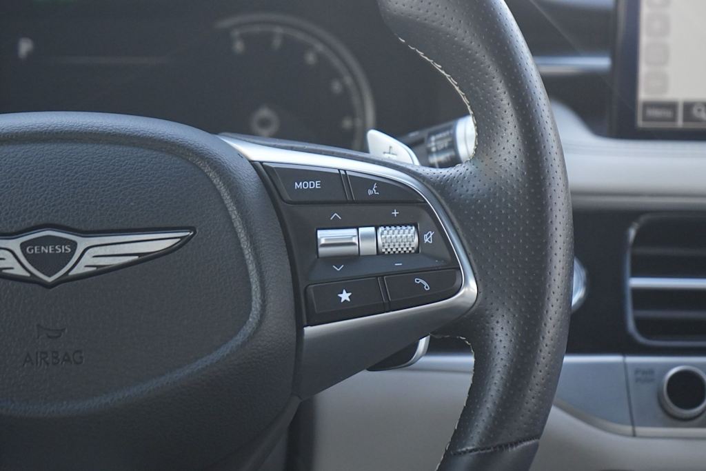 Thumbnail: 2024 Genesis G70 - 22