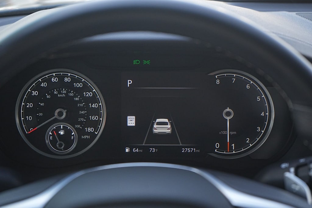 Thumbnail: 2024 Genesis G70 - 17