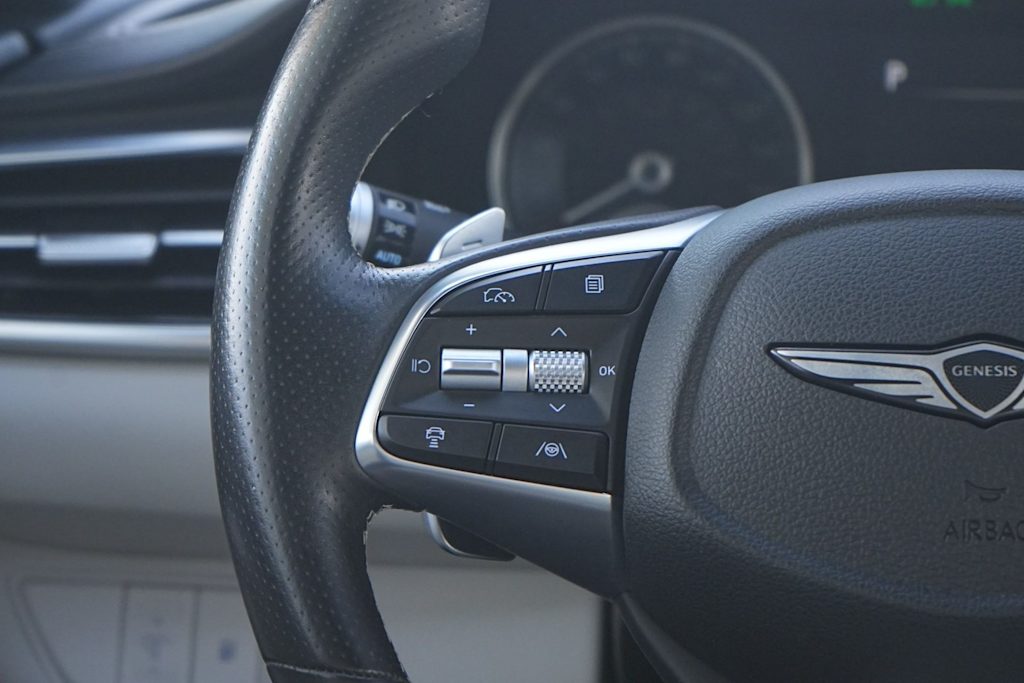 Thumbnail: 2024 Genesis G70 - 21