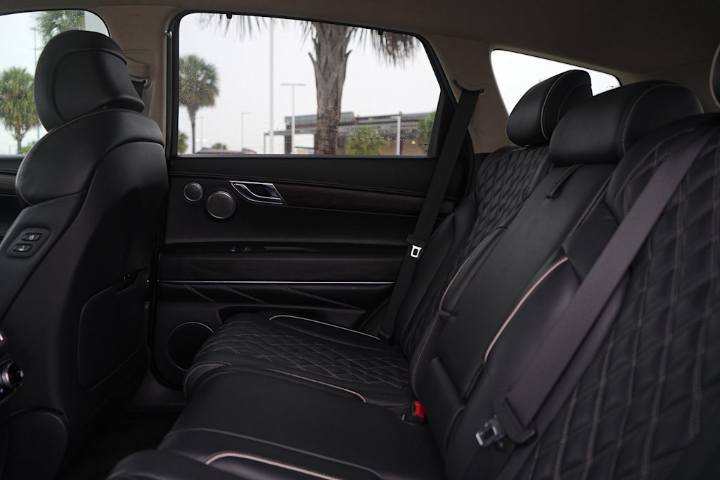 Thumbnail: 2021 Genesis GV80 - 20