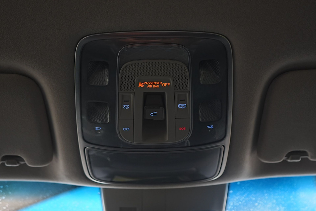 Thumbnail: 2021 Genesis GV80 - 24