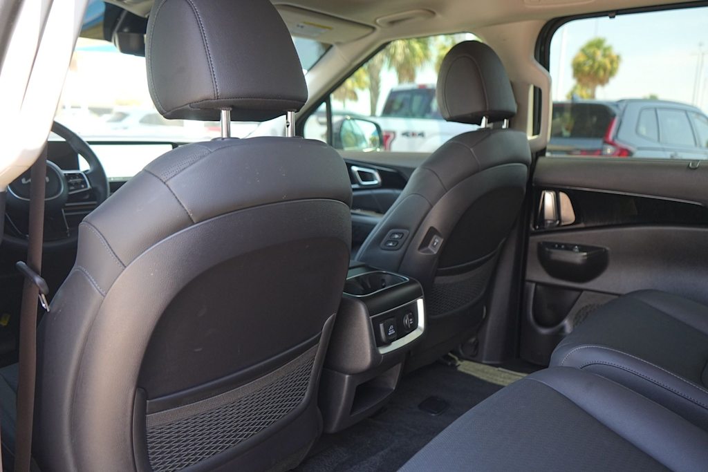 Thumbnail: 2026 Kia Carnival - 13