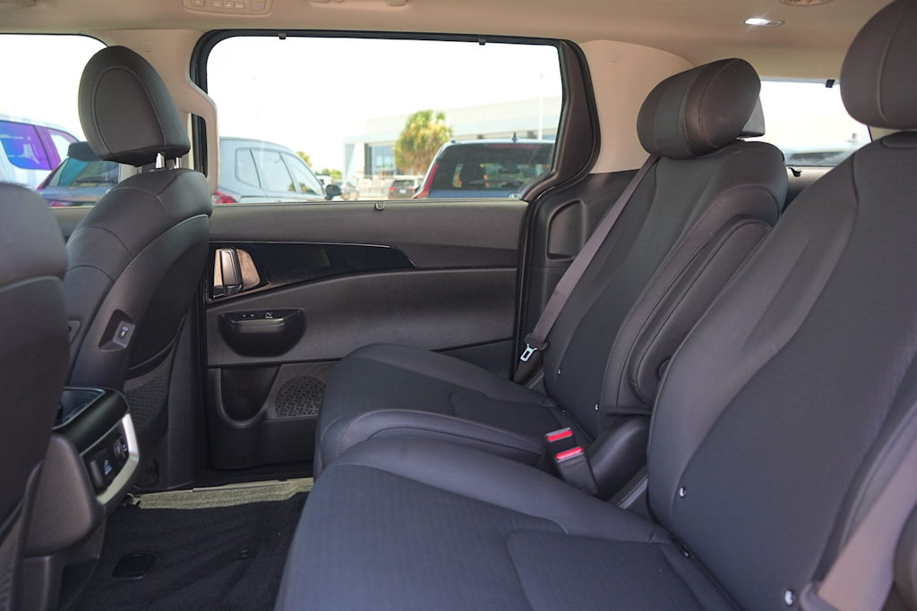 Thumbnail: 2026 Kia Carnival - 21