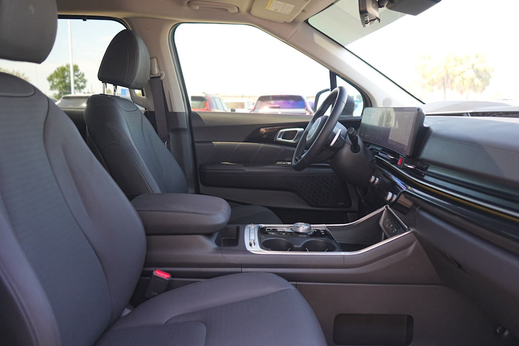 Thumbnail: 2026 Kia Carnival - 12