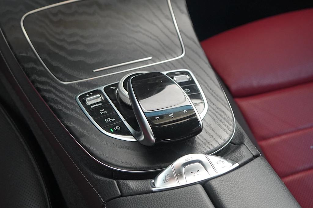 Thumbnail: 2021 Mercedes-Benz E-Class - 16