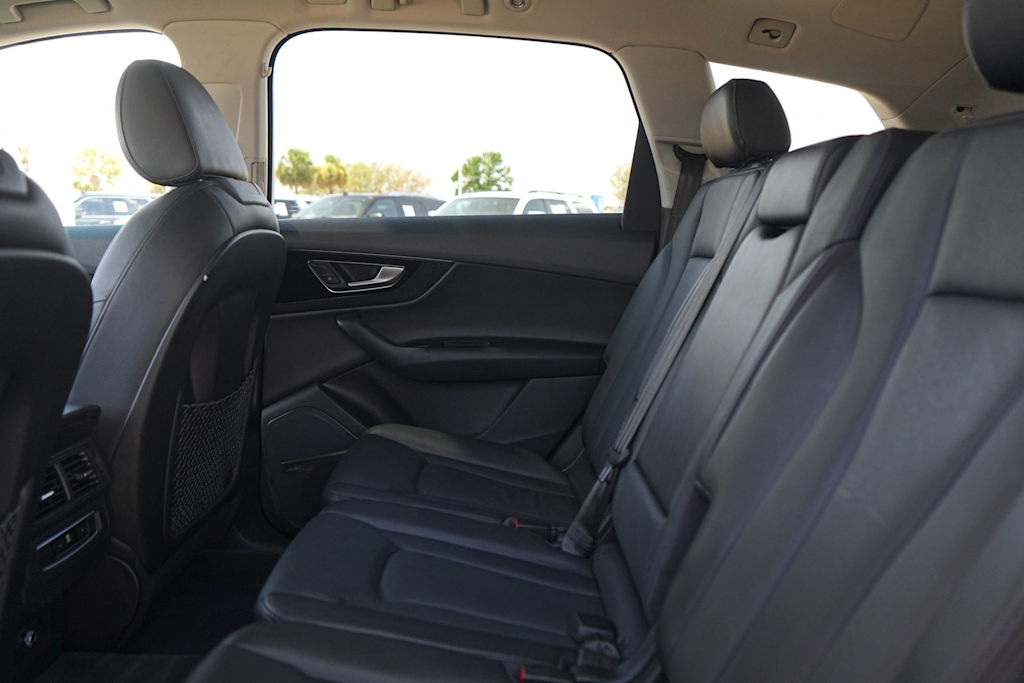 Thumbnail: 2019 Audi Q7 - 21