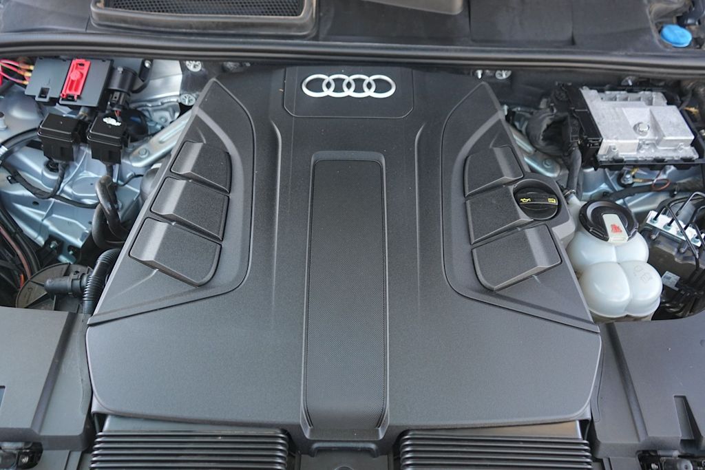 Thumbnail: 2019 Audi Q7 - 9