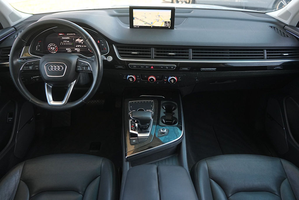 Thumbnail: 2019 Audi Q7 - 10