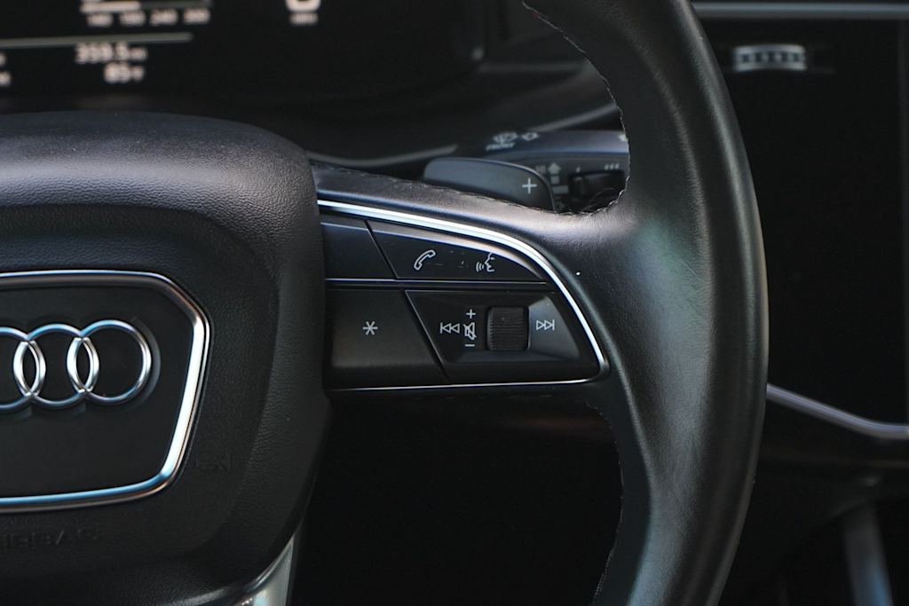 Thumbnail: 2021 Audi Q7 - 24