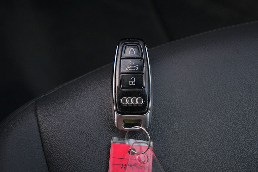 Thumbnail: 2021 Audi Q7 - 19