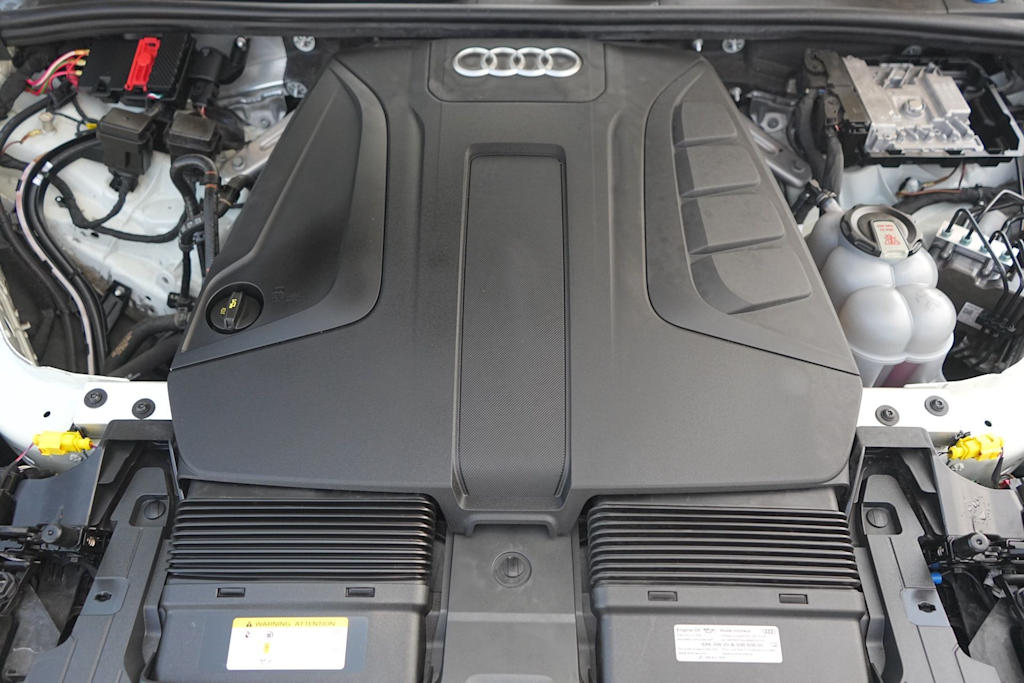 Thumbnail: 2021 Audi Q7 - 9