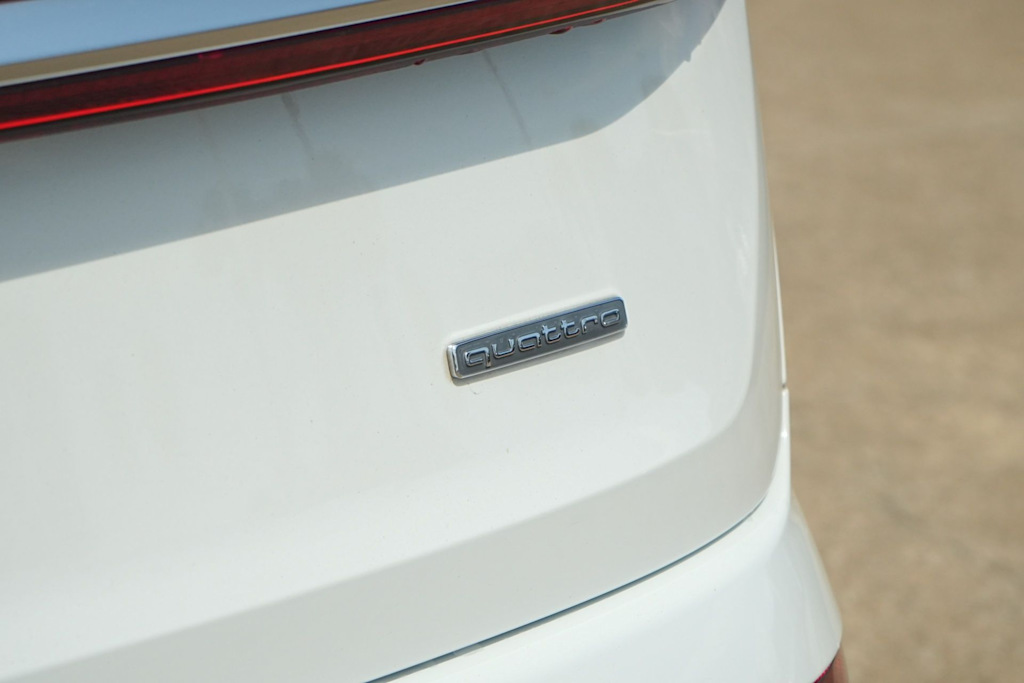 Thumbnail: 2021 Audi Q7 - 7