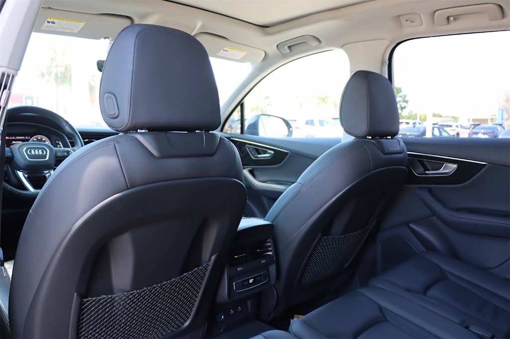 Thumbnail: 2024 Audi Q7 - 12