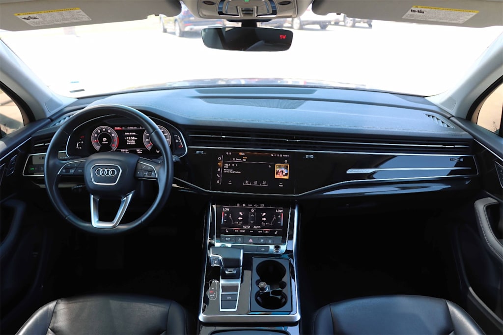 Thumbnail: 2024 Audi Q7 - 9