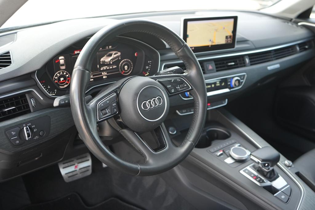 Thumbnail: 2017 Audi A4 - 2