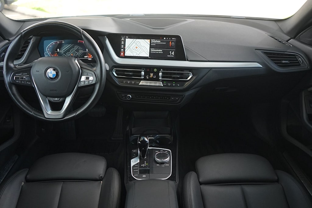 Thumbnail: 2022 BMW 2 Series - 10