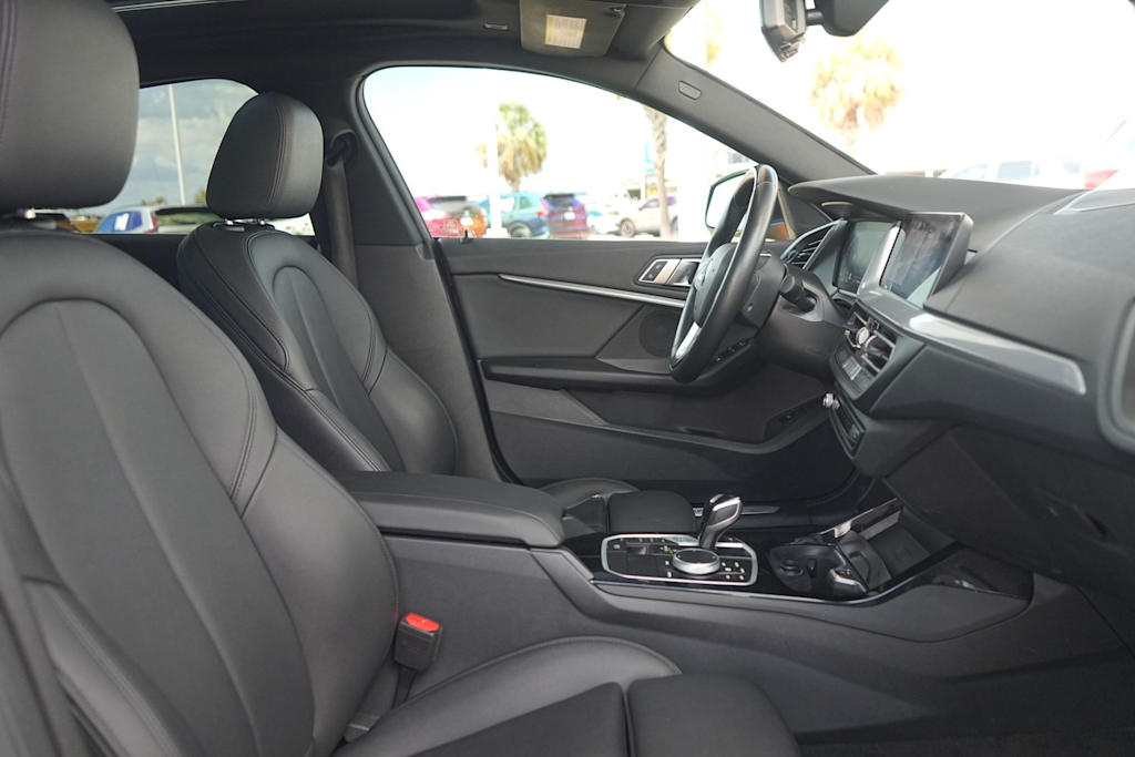 Thumbnail: 2022 BMW 2 Series - 12