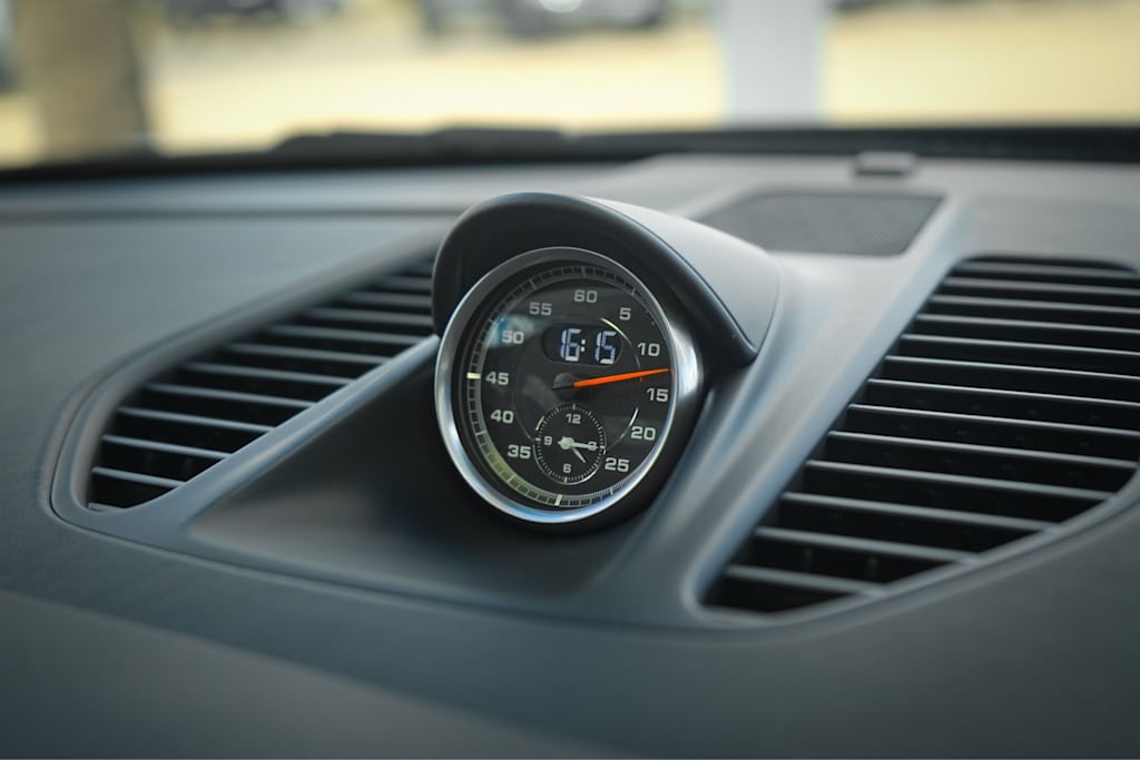 Thumbnail: 2015 Porsche 911 - 24