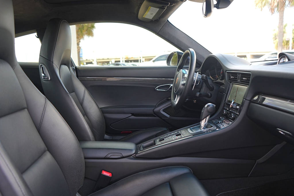 Thumbnail: 2015 Porsche 911 - 19