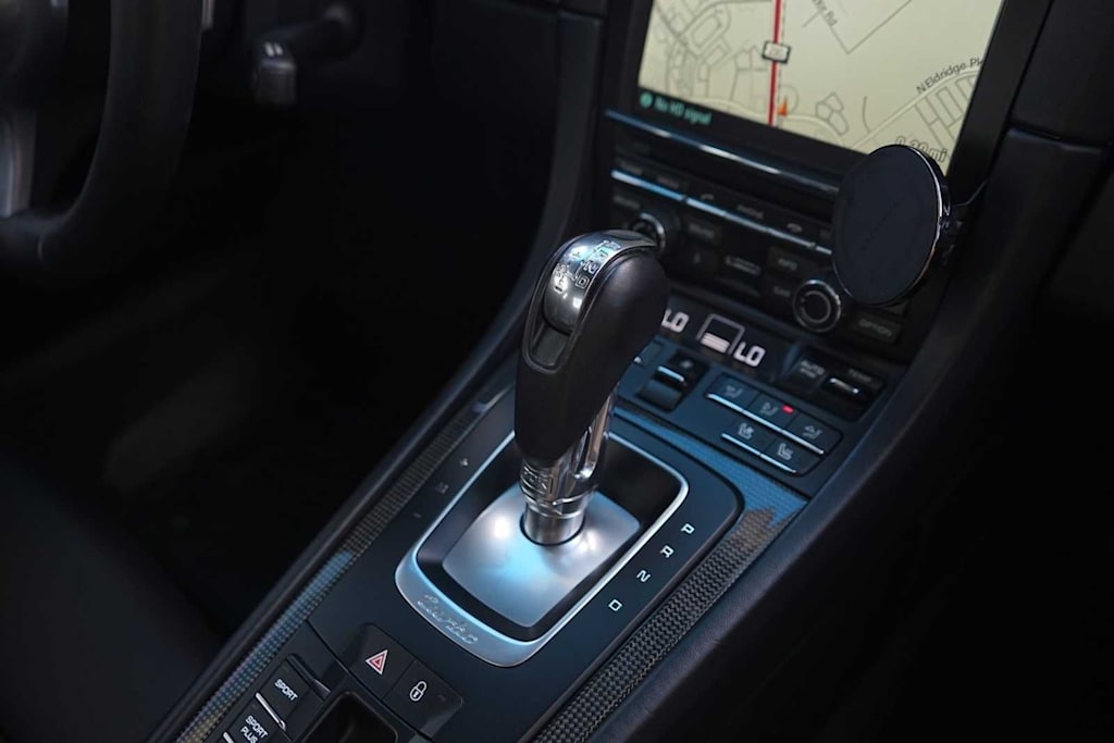 Thumbnail: 2015 Porsche 911 - 22