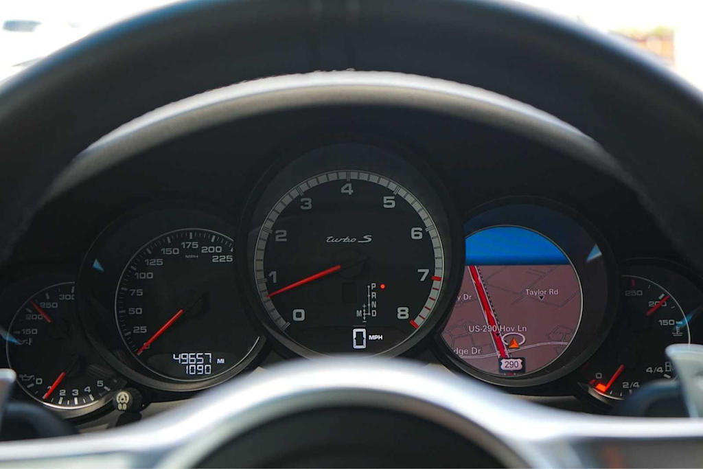 Thumbnail: 2015 Porsche 911 - 15