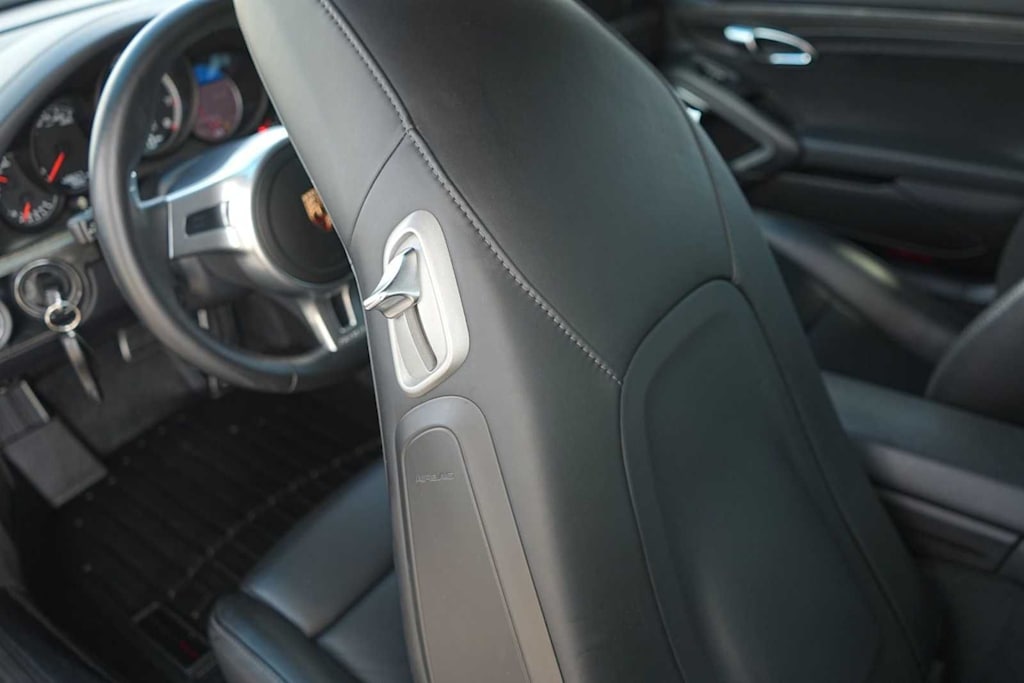 Thumbnail: 2015 Porsche 911 - 11