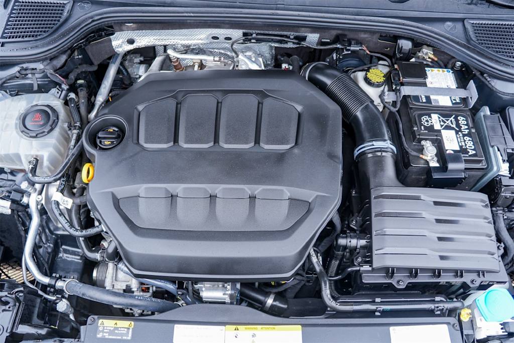 Thumbnail: 2024 Volkswagen Golf - 9