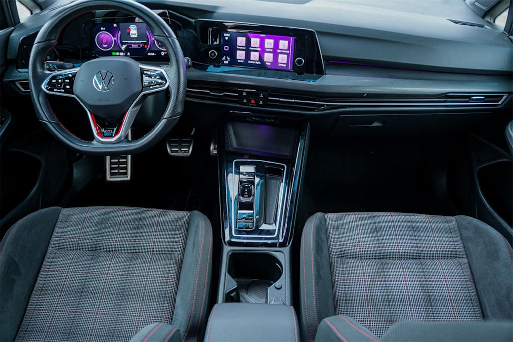 Thumbnail: 2024 Volkswagen Golf - 10