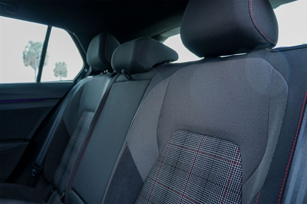 Thumbnail: 2024 Volkswagen Golf - 20