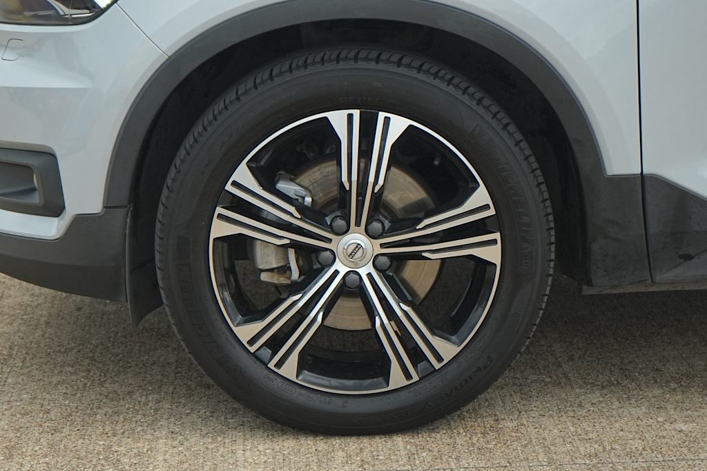 Thumbnail: 2020 Volvo XC40 - 8