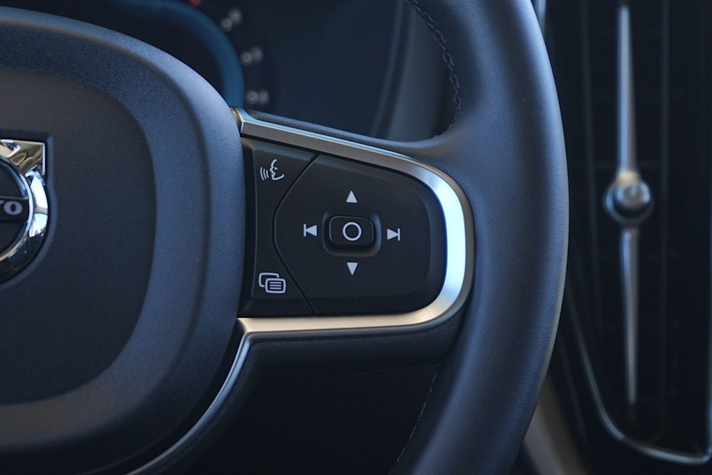 Thumbnail: 2024 Volvo XC60 - 24