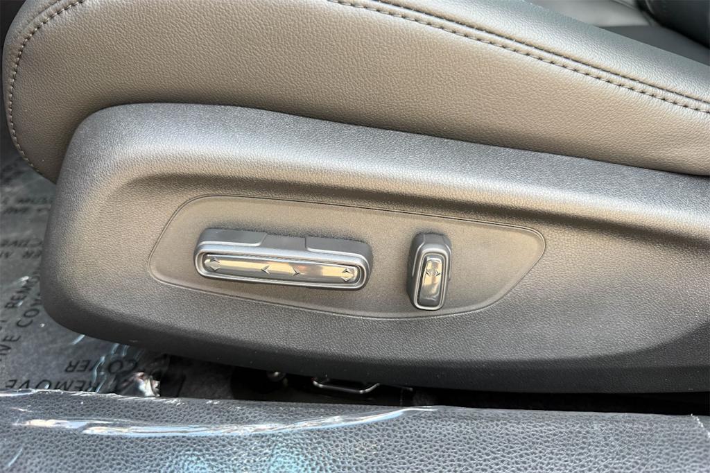 Thumbnail: 2026 Acura Integra - 24