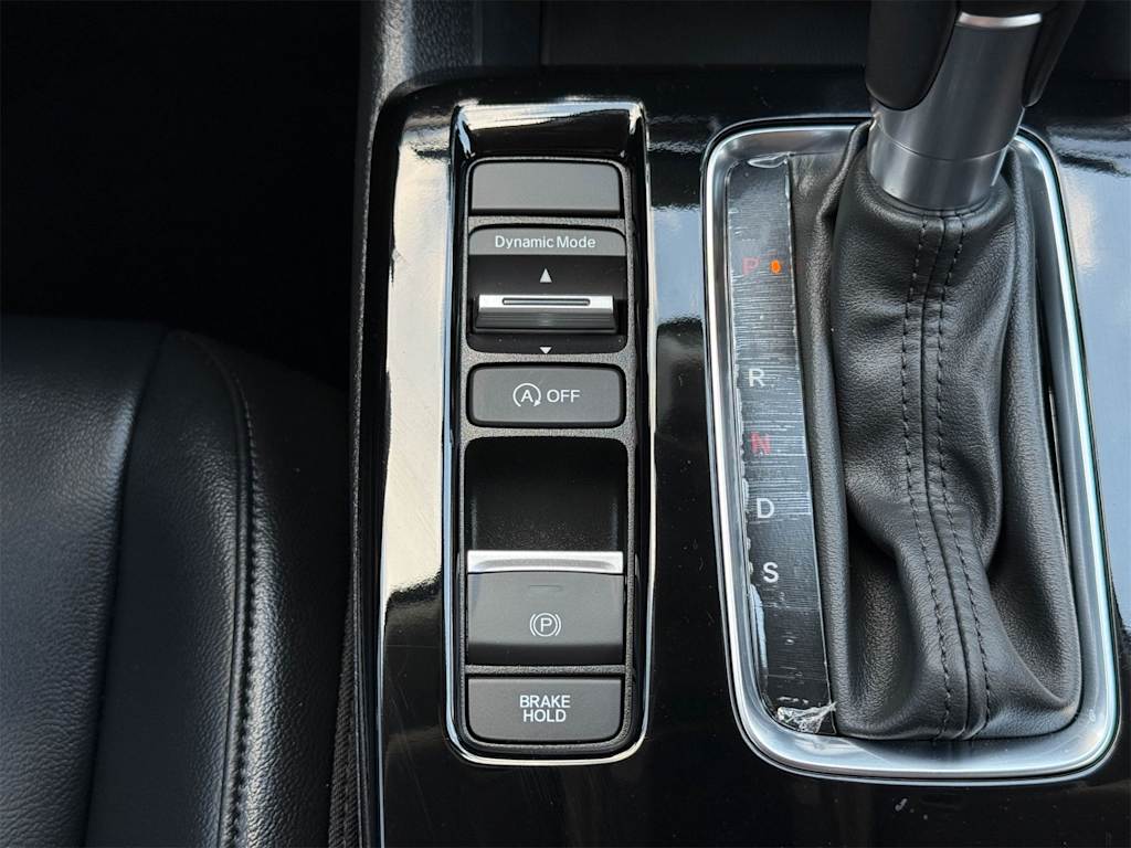 Thumbnail: 2025 Acura Integra - 24