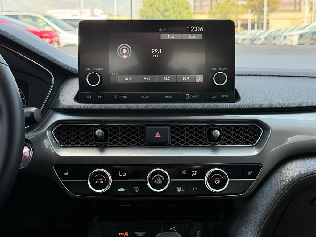 Thumbnail: 2025 Acura Integra - 12