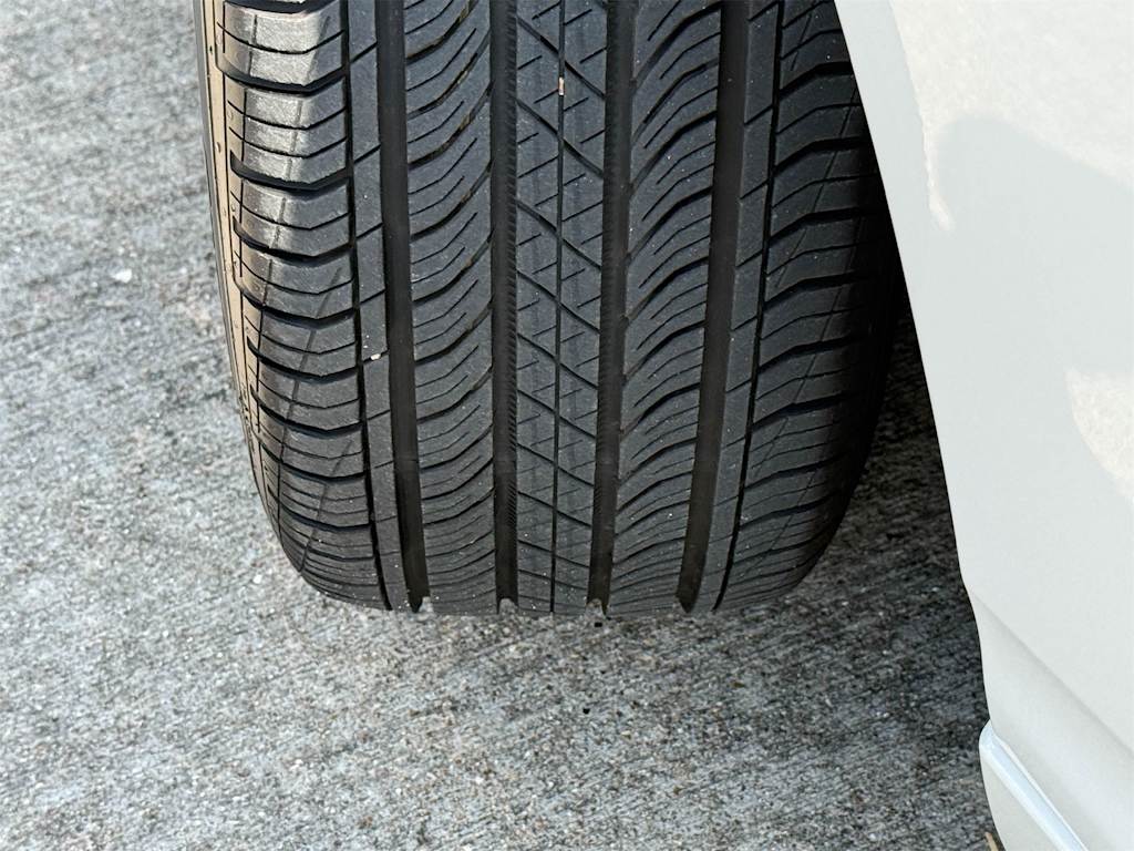 Thumbnail: 2025 Acura Integra - 29