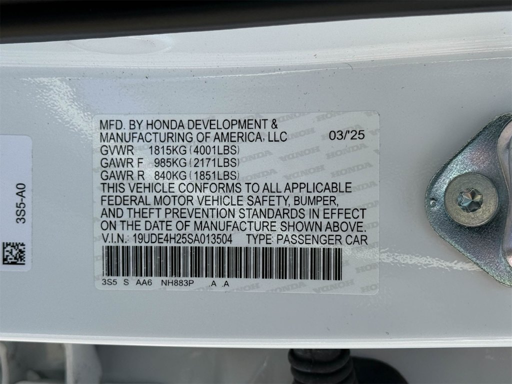 Thumbnail: 2025 Acura Integra - 16