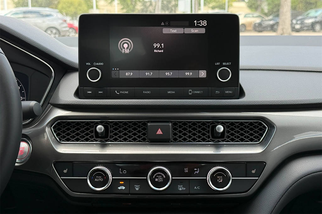 Thumbnail: 2025 Acura Integra - 13