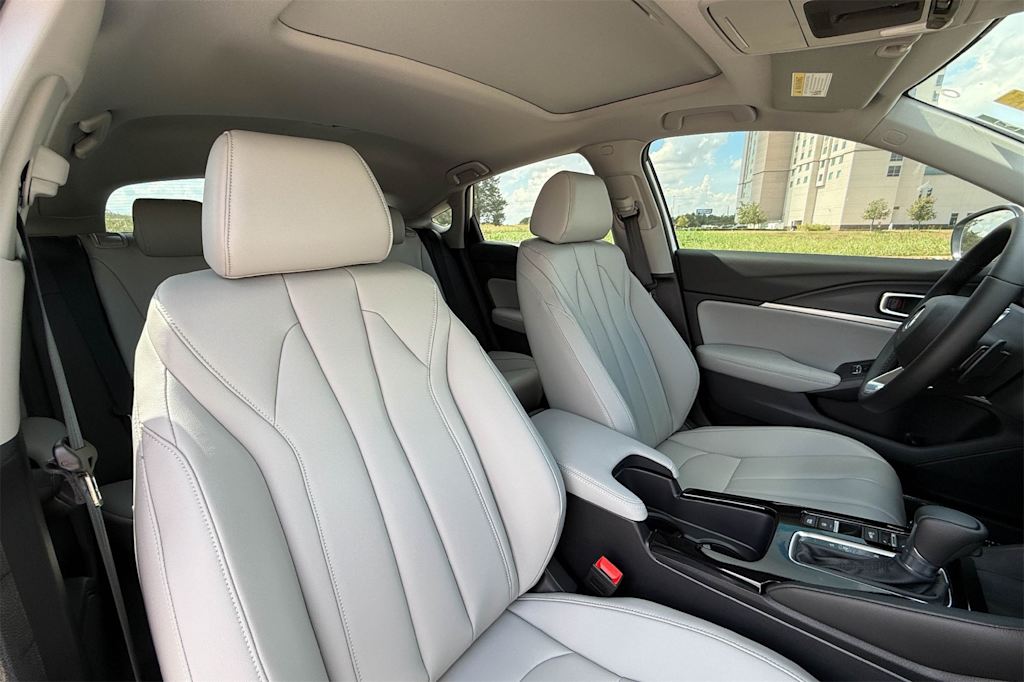 Thumbnail: 2025 Acura Integra - 10