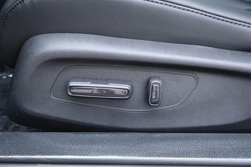 Thumbnail: 2026 Acura Integra - 24