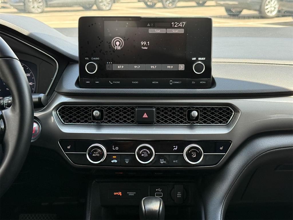 Thumbnail: 2025 Acura Integra - 14