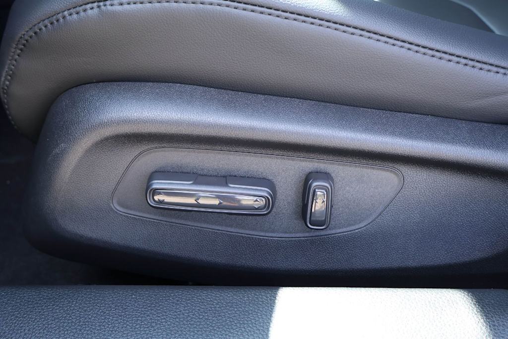 Thumbnail: 2026 Acura Integra - 23