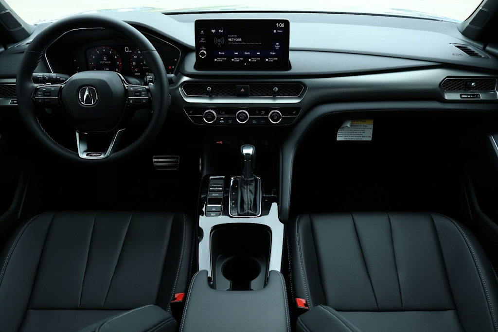 Thumbnail: 2026 Acura Integra - 10