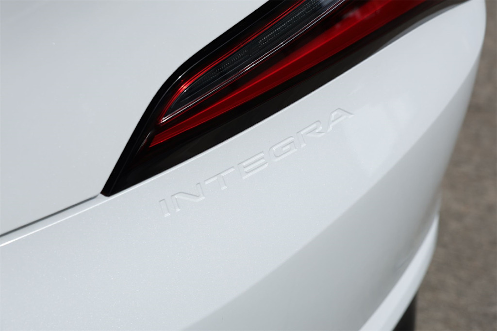 Thumbnail: 2025 Acura Integra - 21