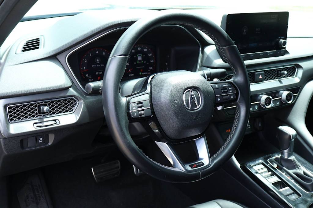 Thumbnail: 2023 Acura Integra - 2